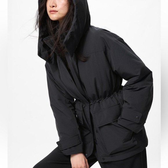 Uniqlo Jackets & Blazers - 🆕 Uniqlo Hybrid Down Coat